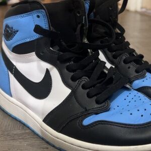 Jordan 1 Retro OG High UNC Toe Size 10